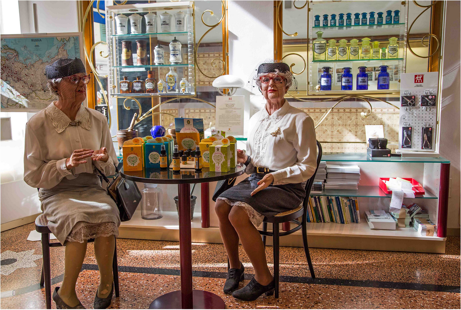 Belauscht in der Apotheke