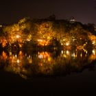 beleuchtete Insel im Hoan Kiem See Hanoi