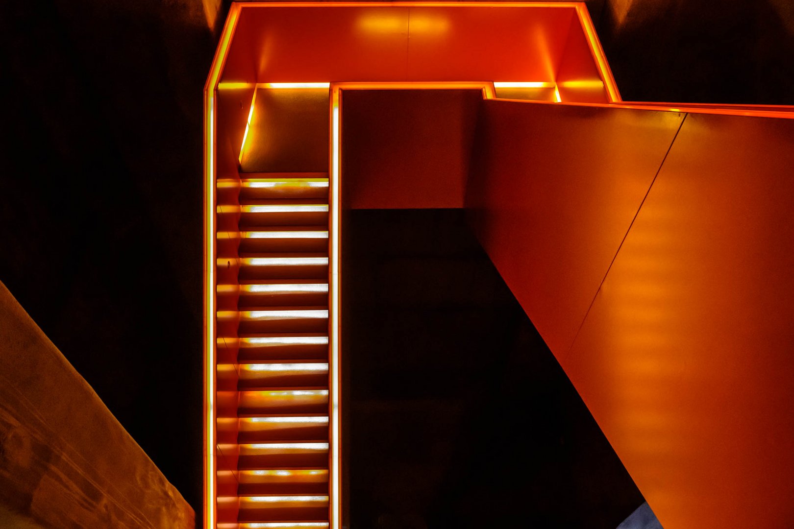 Beleuchtete Treppe / Illuminated staircase