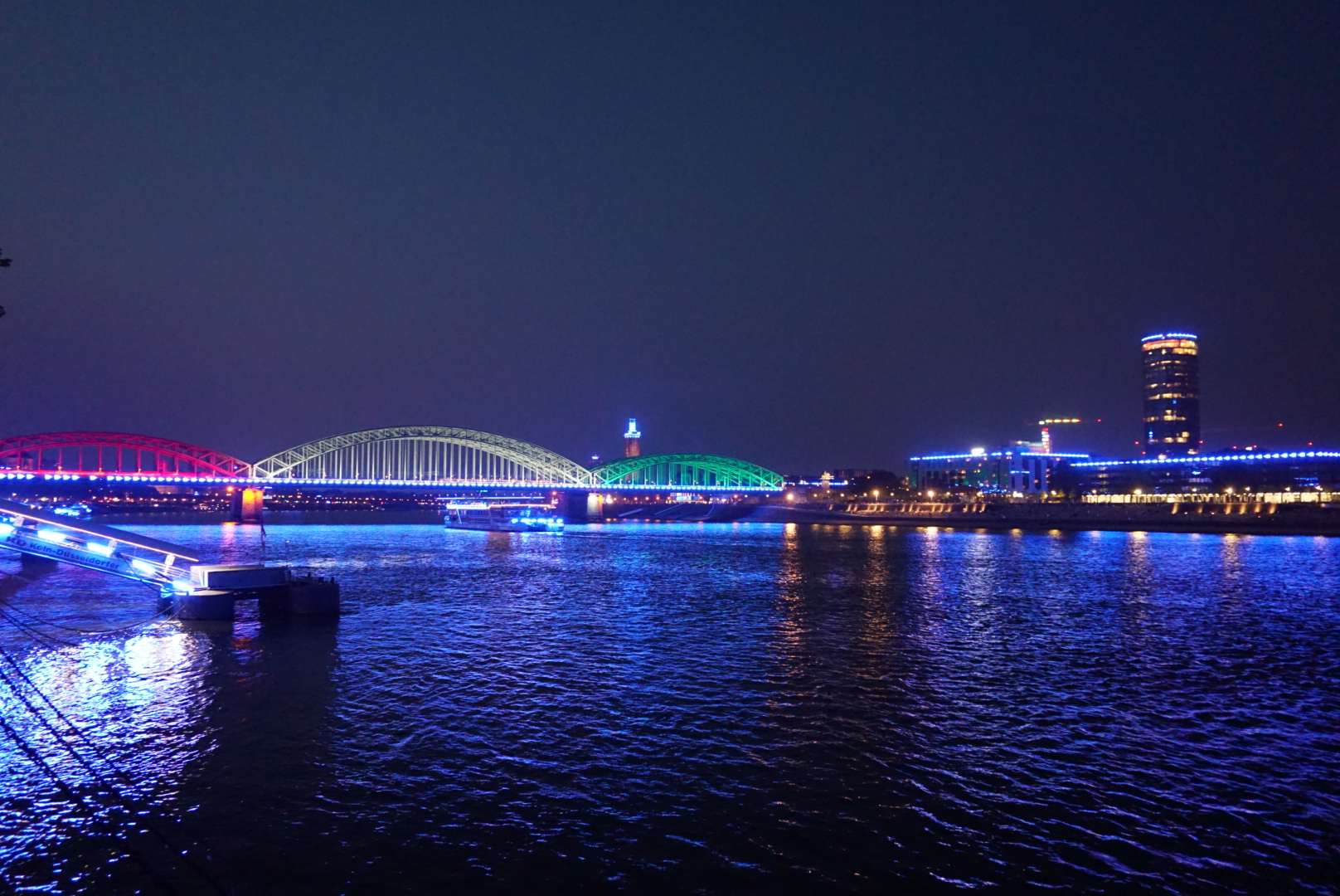 Beleuchteter Rhein Köln 2018 Gamescom