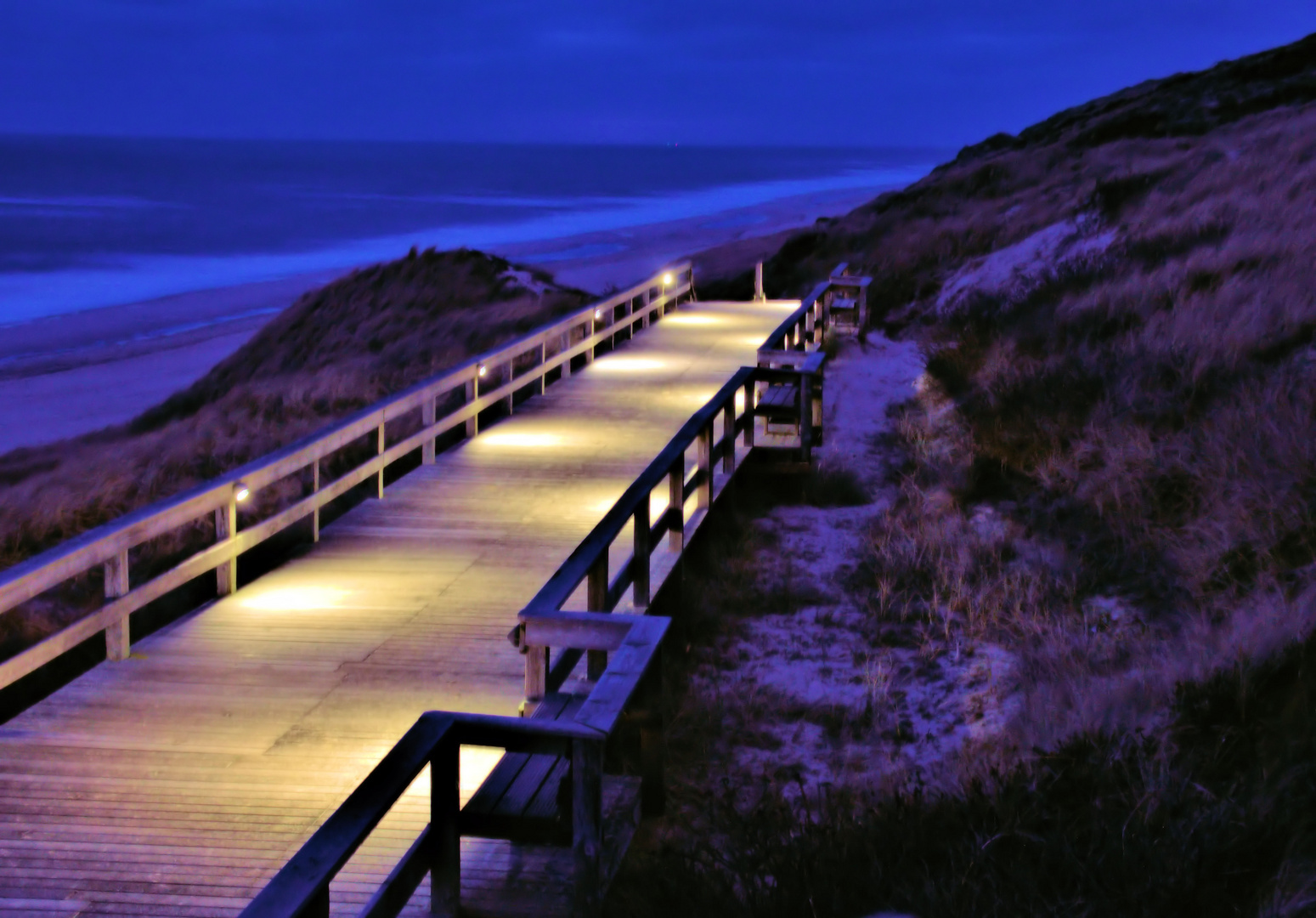 Beleuchteter Strand