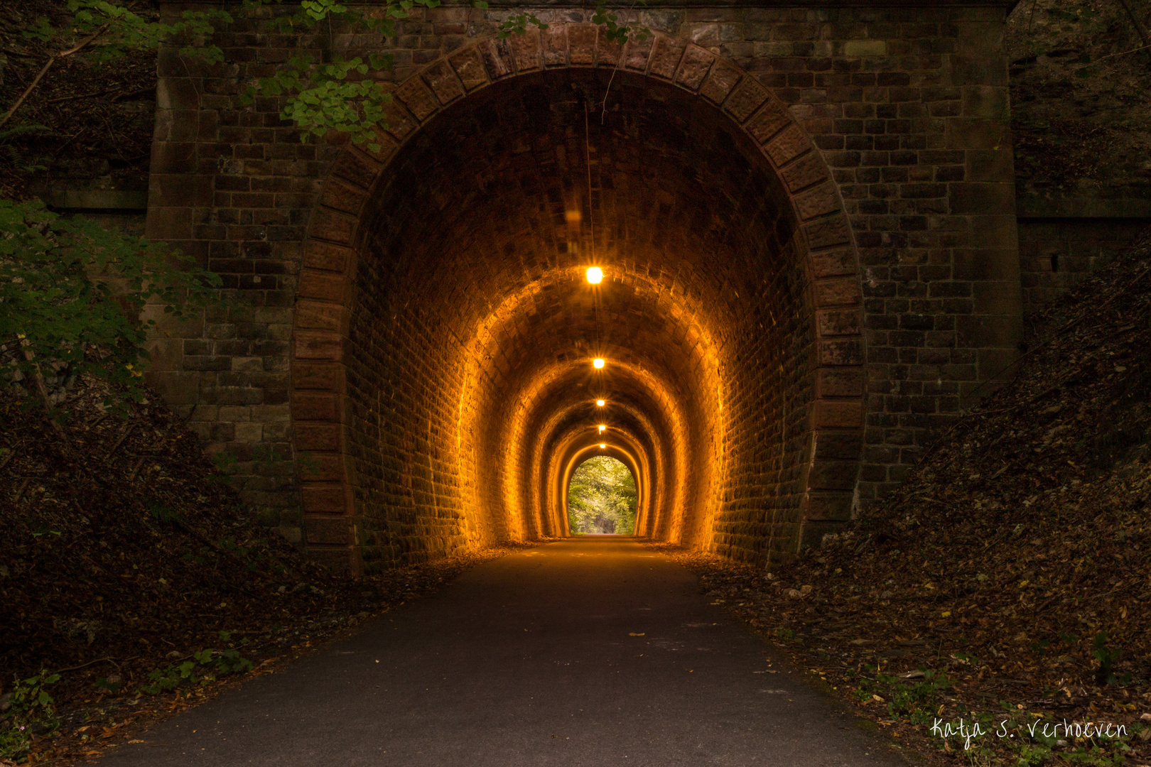 Beleuchteter Tunnel in Simmern