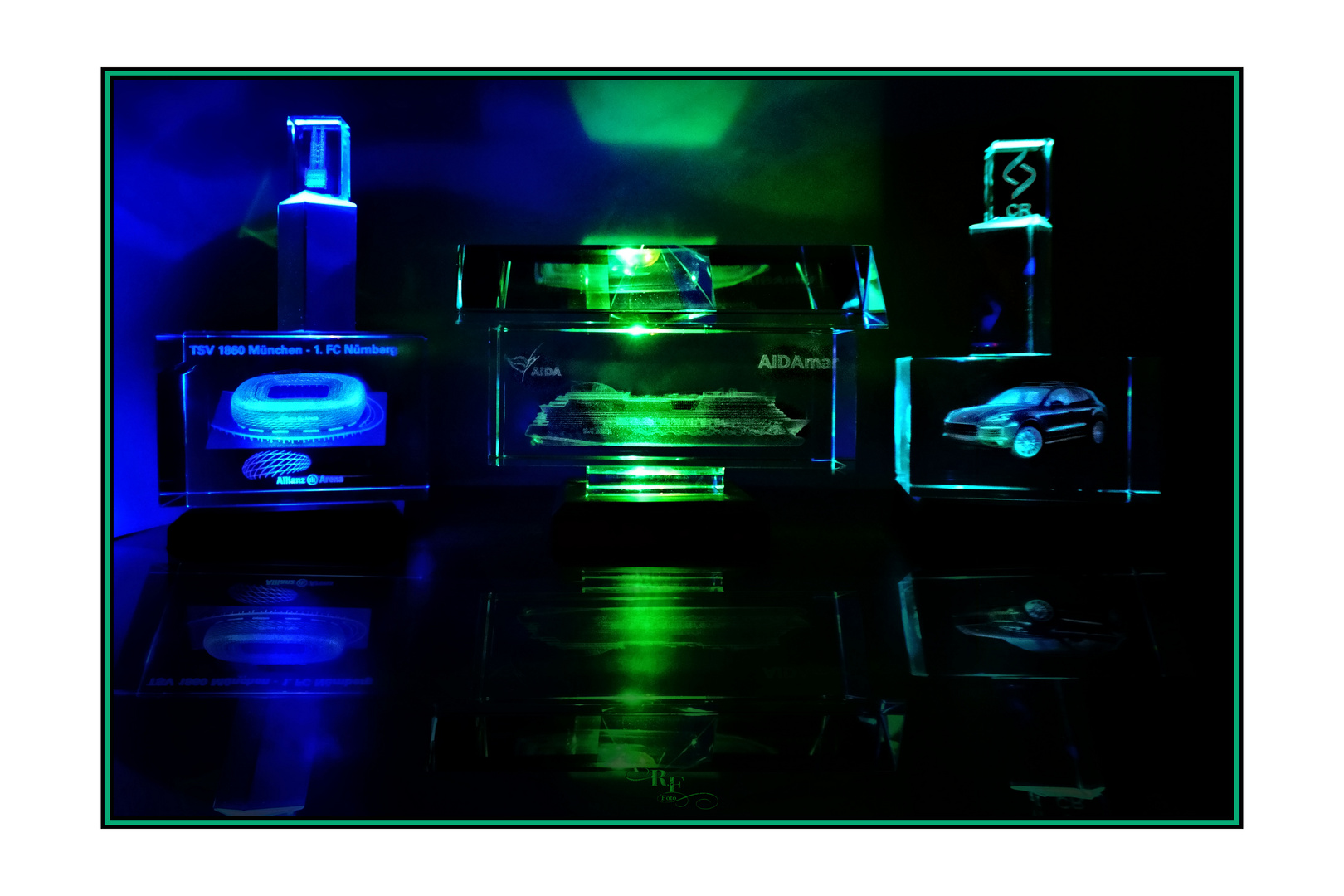 The Enchanting World of Beleuchtetes Bild Glas: A Journey of Illuminated Art