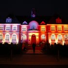 beleuchtetes Rathaus