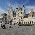 Belgien 2012 - Rathaus am großen Markt in Mechelen