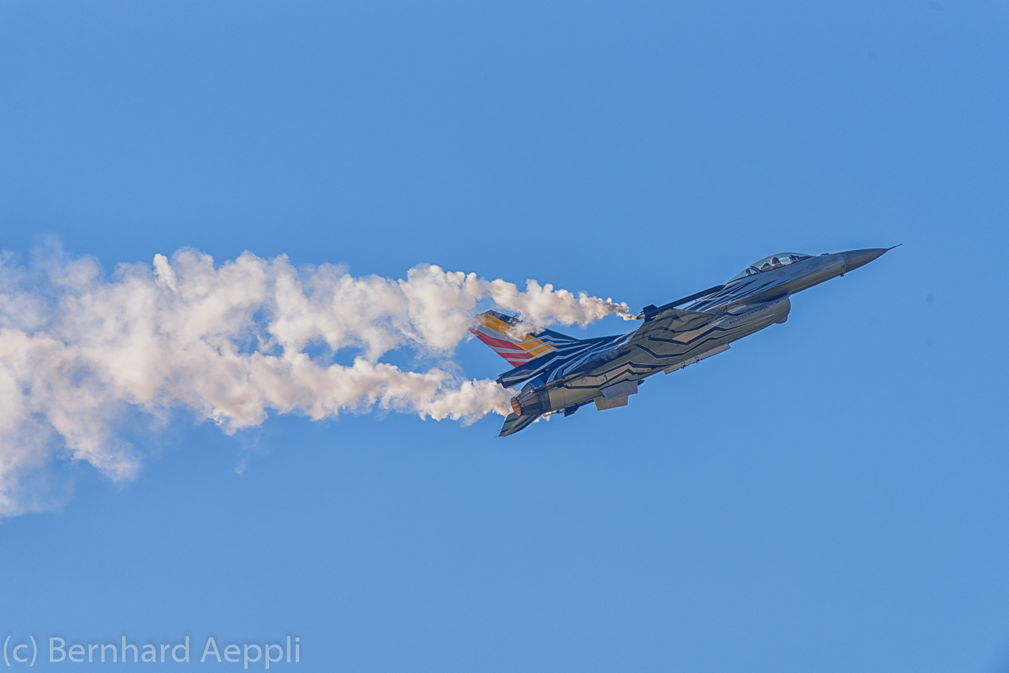 Belgische F16 im Lowpass