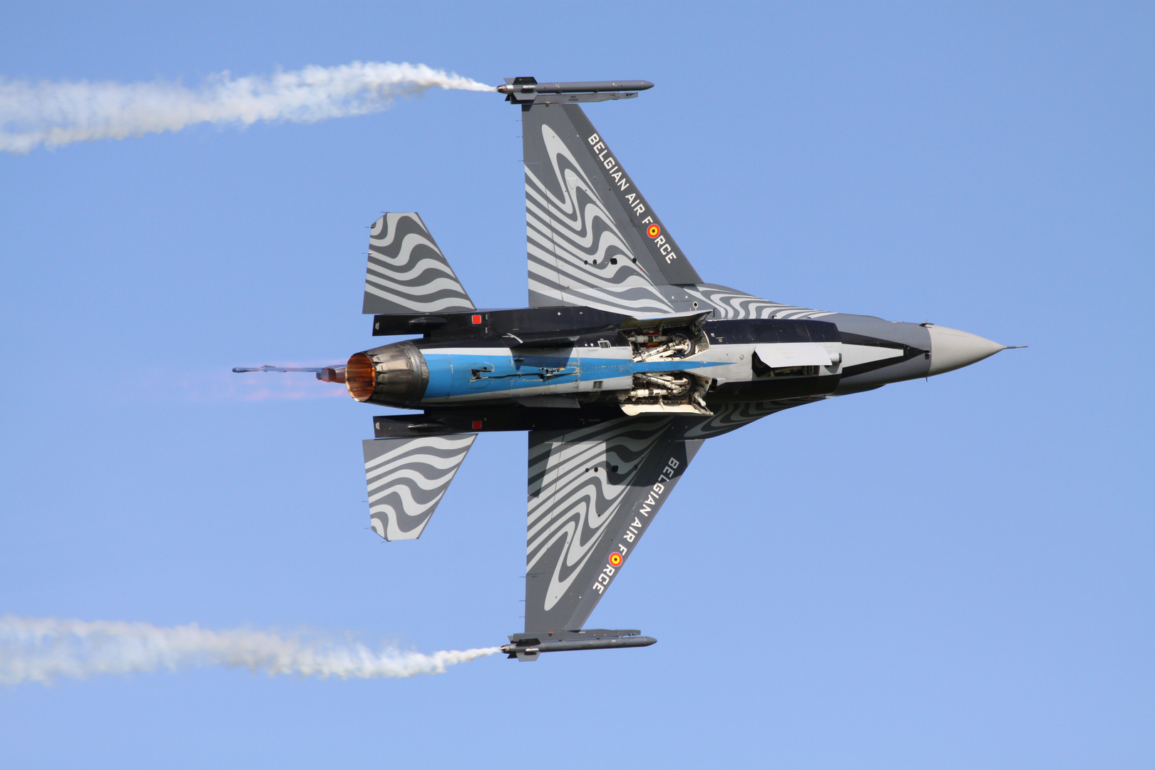 Belgische F16 in Leeuwaarden 2011