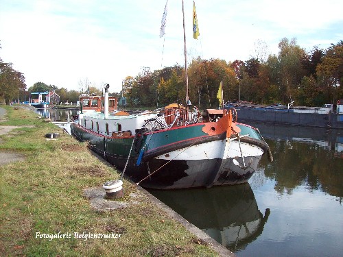 Belgisches Wohnboot