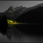 Belichtet: Klöntaler See, Kanton Glarus, Schweiz