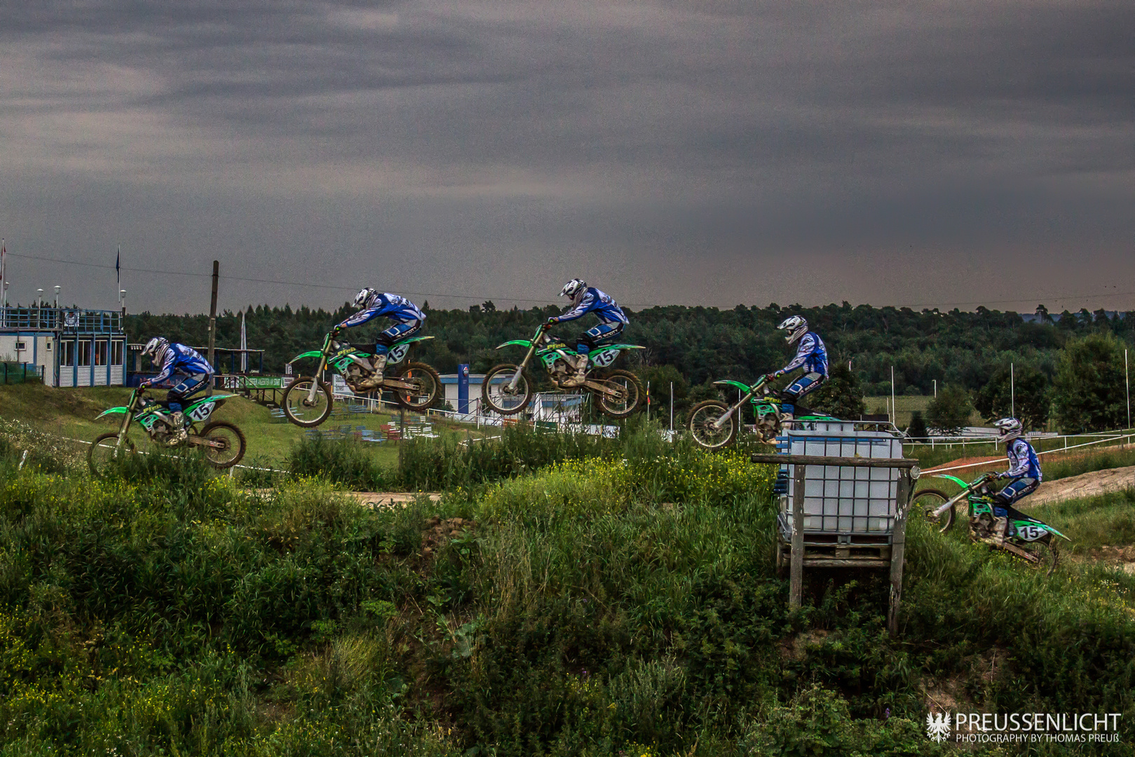 Belichtungsreihe Motocross