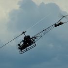 Bell 47 vor Gewitter