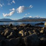 Bella giornata d'autunno a lago