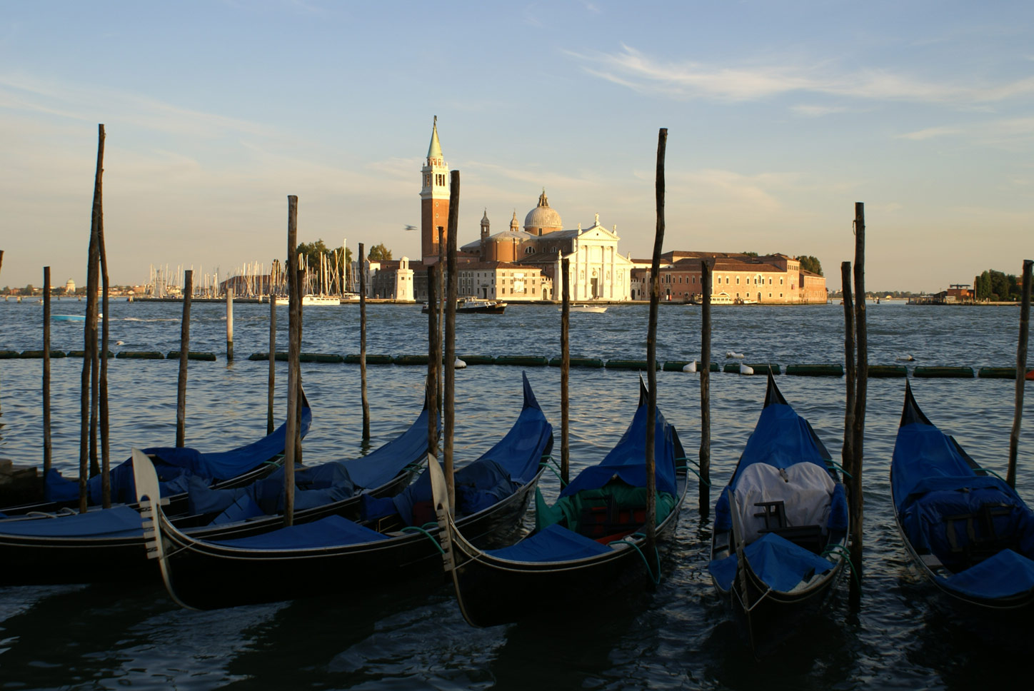 bella gondola venezia