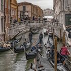 Bella Venezia: Unromantisches Gondel-Getümmel vor der Seufzerbrücke