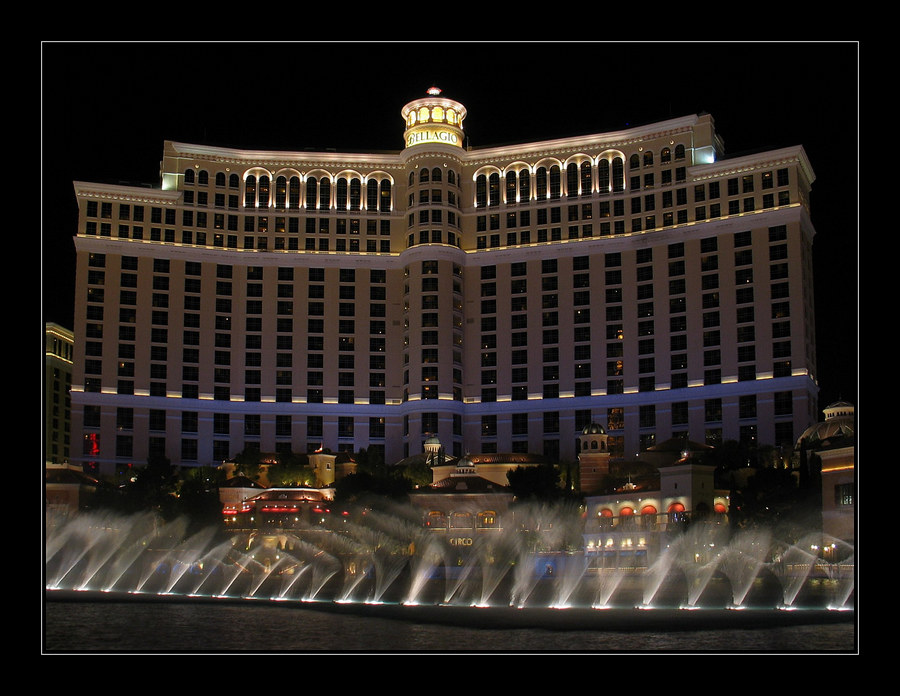 Bellagio [3] - nächtliche Wasserspiele