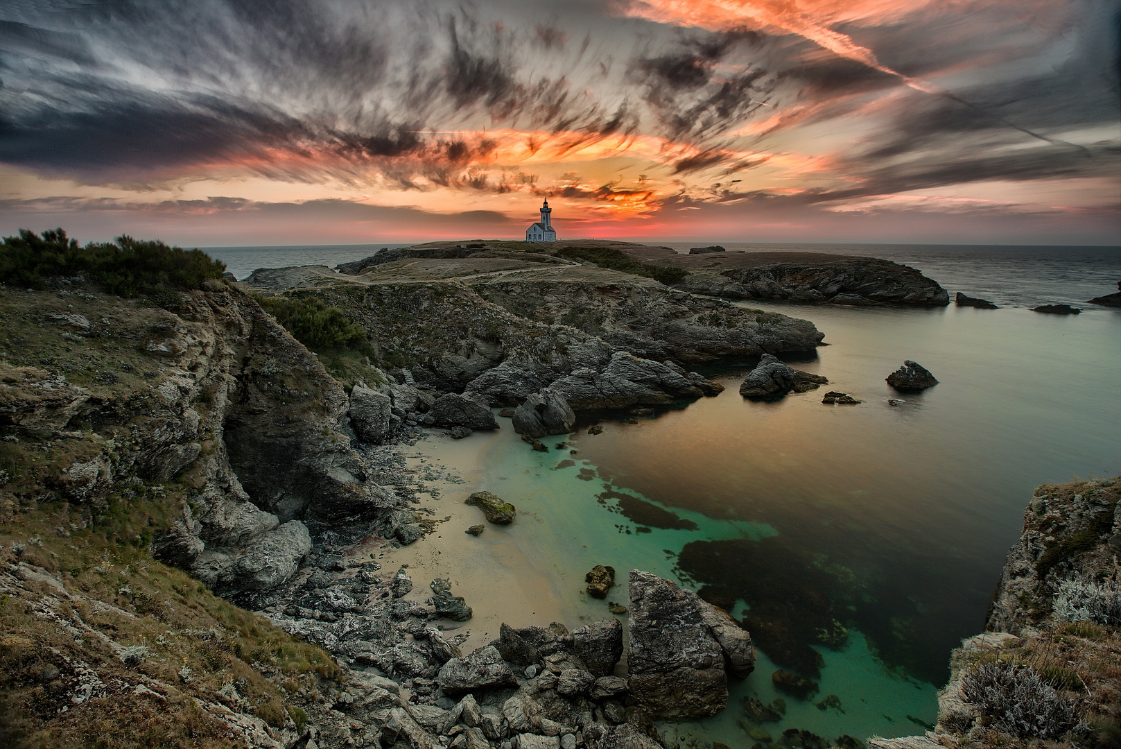 Belle Ile...Phare des Poulains