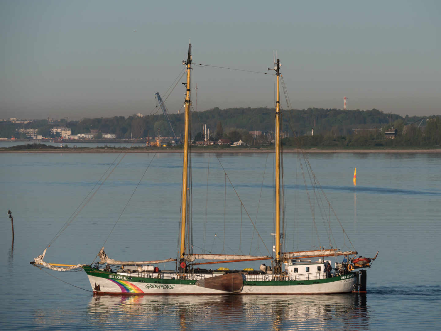 BELUGA II morgens in Laboe 