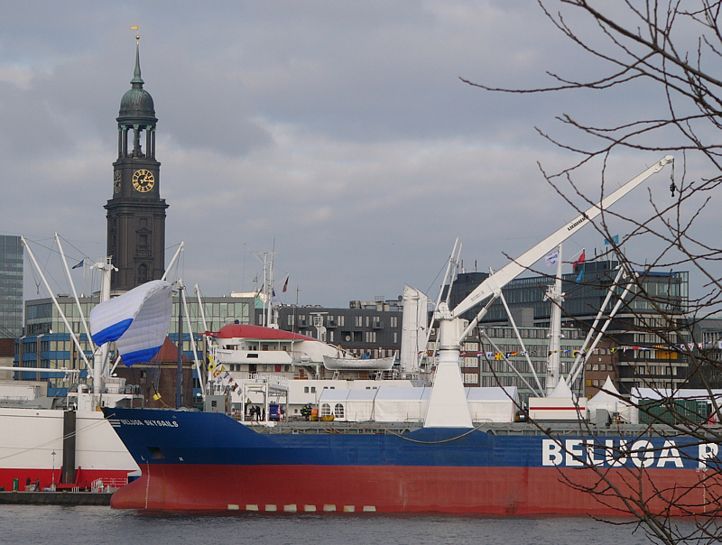 Beluga Skysails - Frachtschiff mit Segelantrieb.