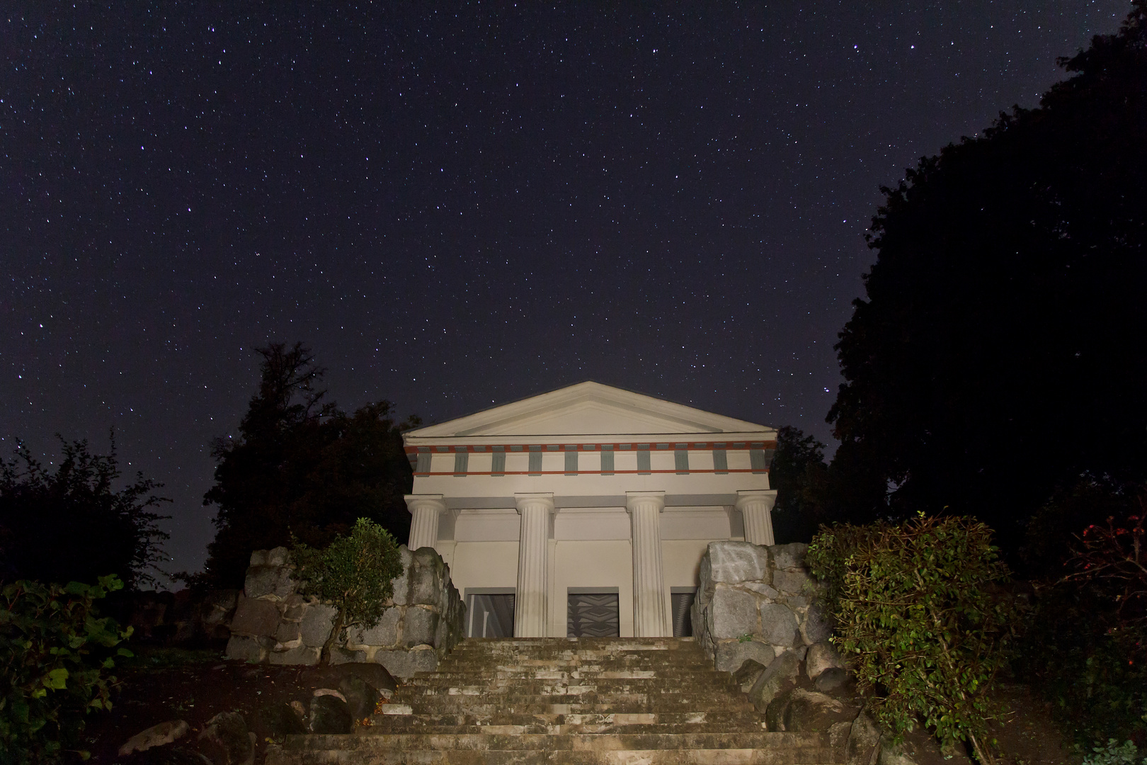 Belvedere in Neubrandenburg unter dem Sternenhimmel