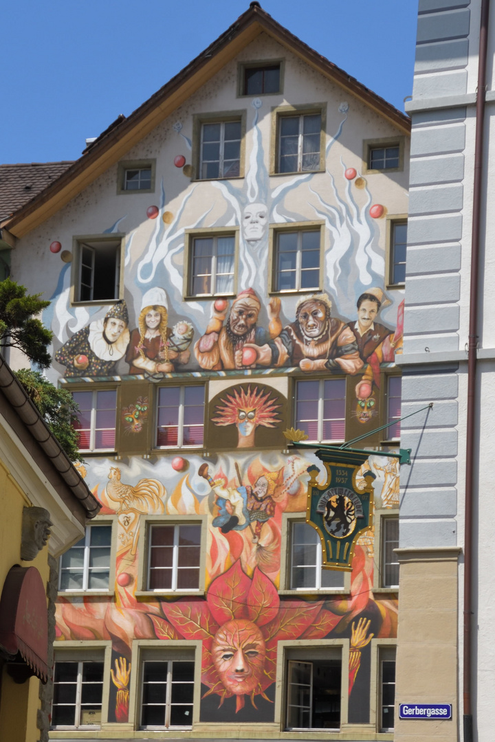 Bemalte Hausfassade in Luzern