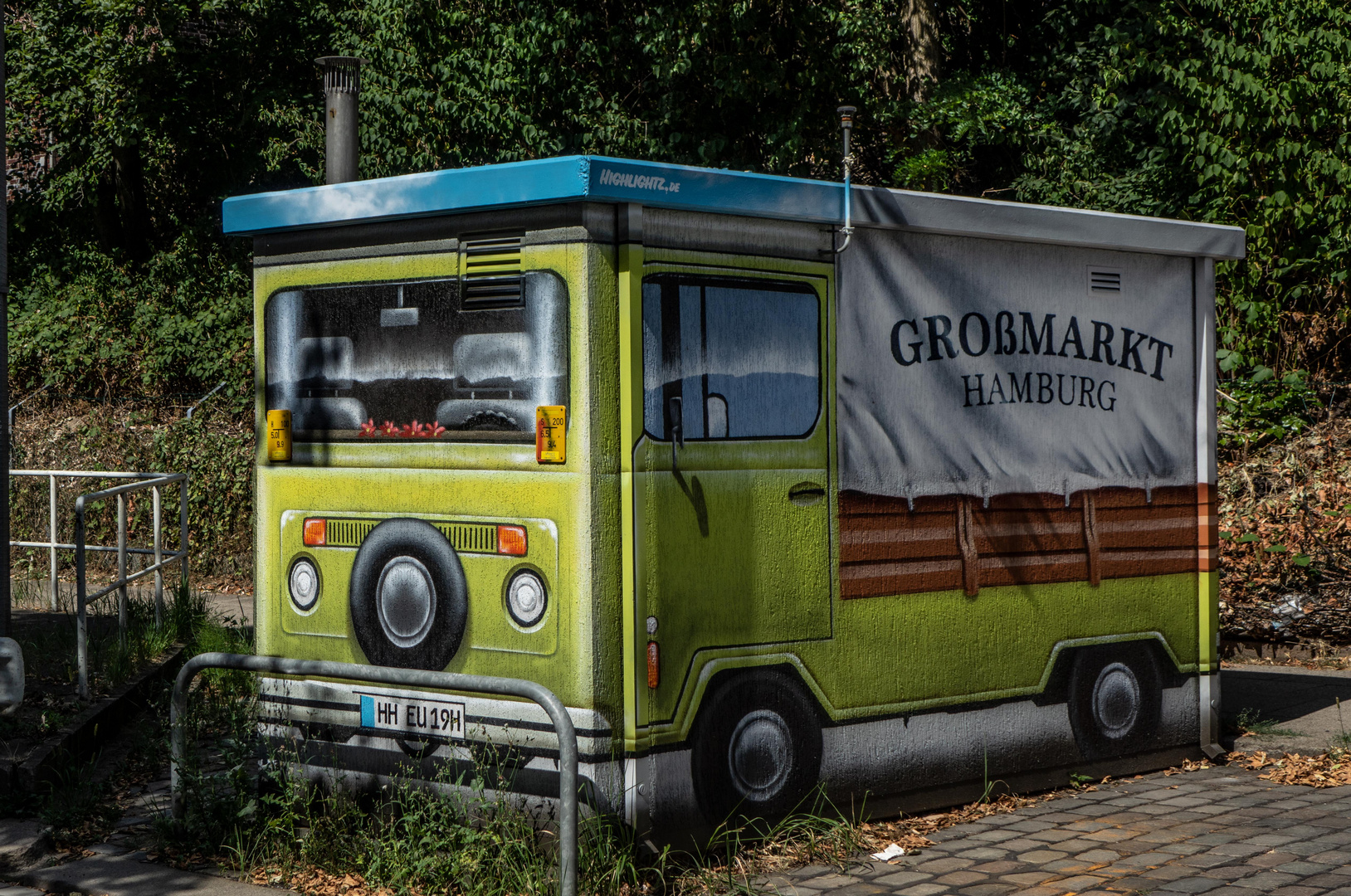 Bemalter Stromkasten in der Nähe vom Großmarkt