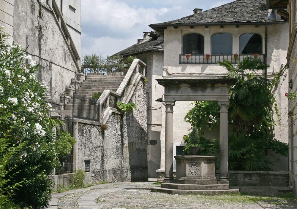 BENEDIKTINERINEN KLOSTER - DETAIL- ISOLA ST GIULIA