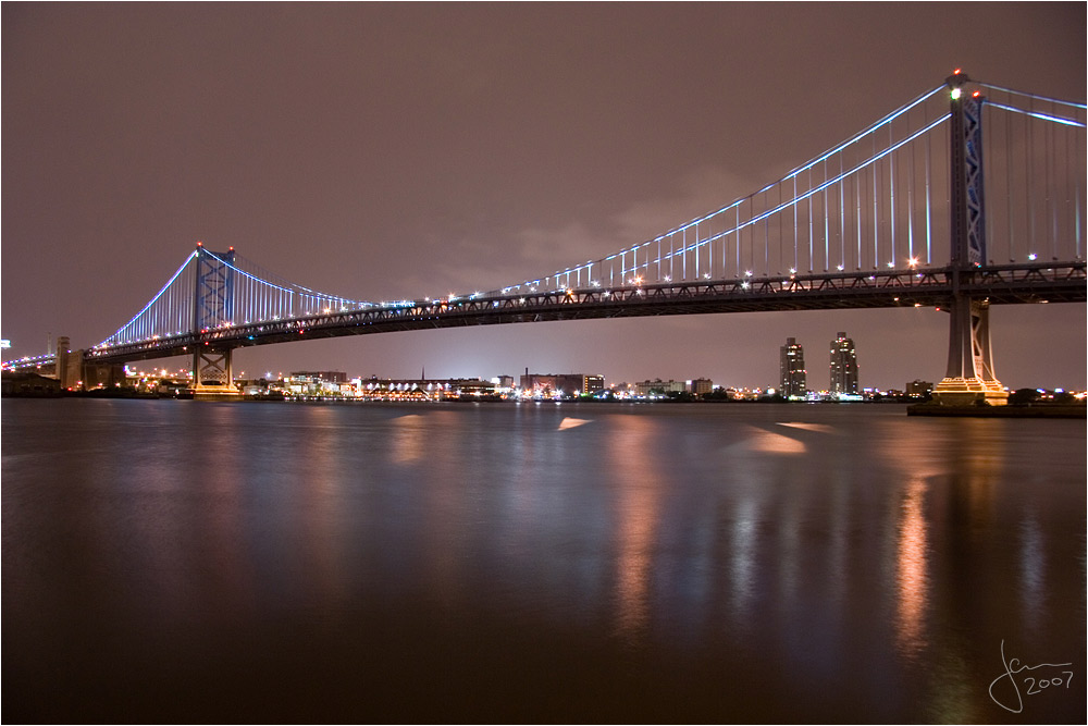 Benjamin Franklin Bridge at night