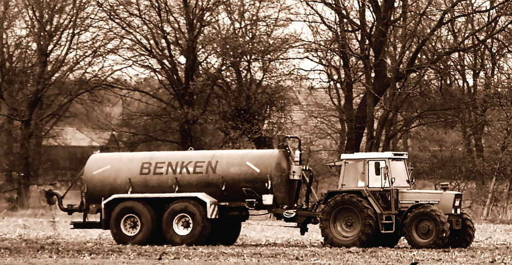 Benken - 10.000 L Tandem-Güllewagen