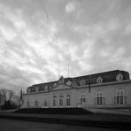 Benrather Schloss am frühen Morgen sw