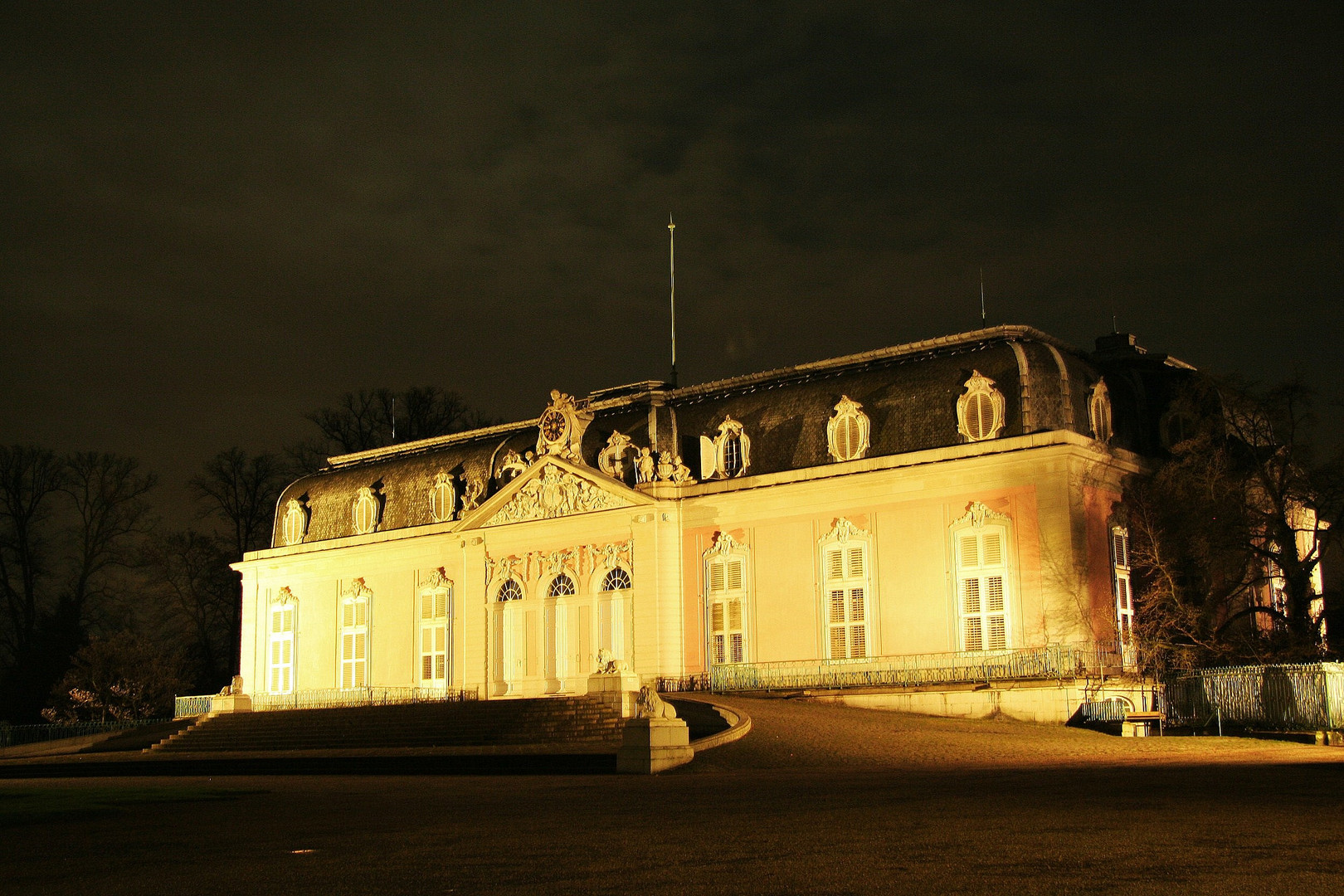 Benrather Schloss bei Nacht