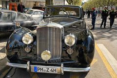 Bentley 1954