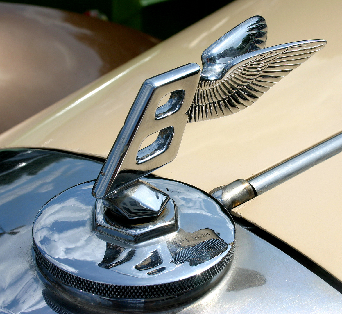 Bentley-Detail