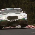 " Bentley vs. Nordschleife "