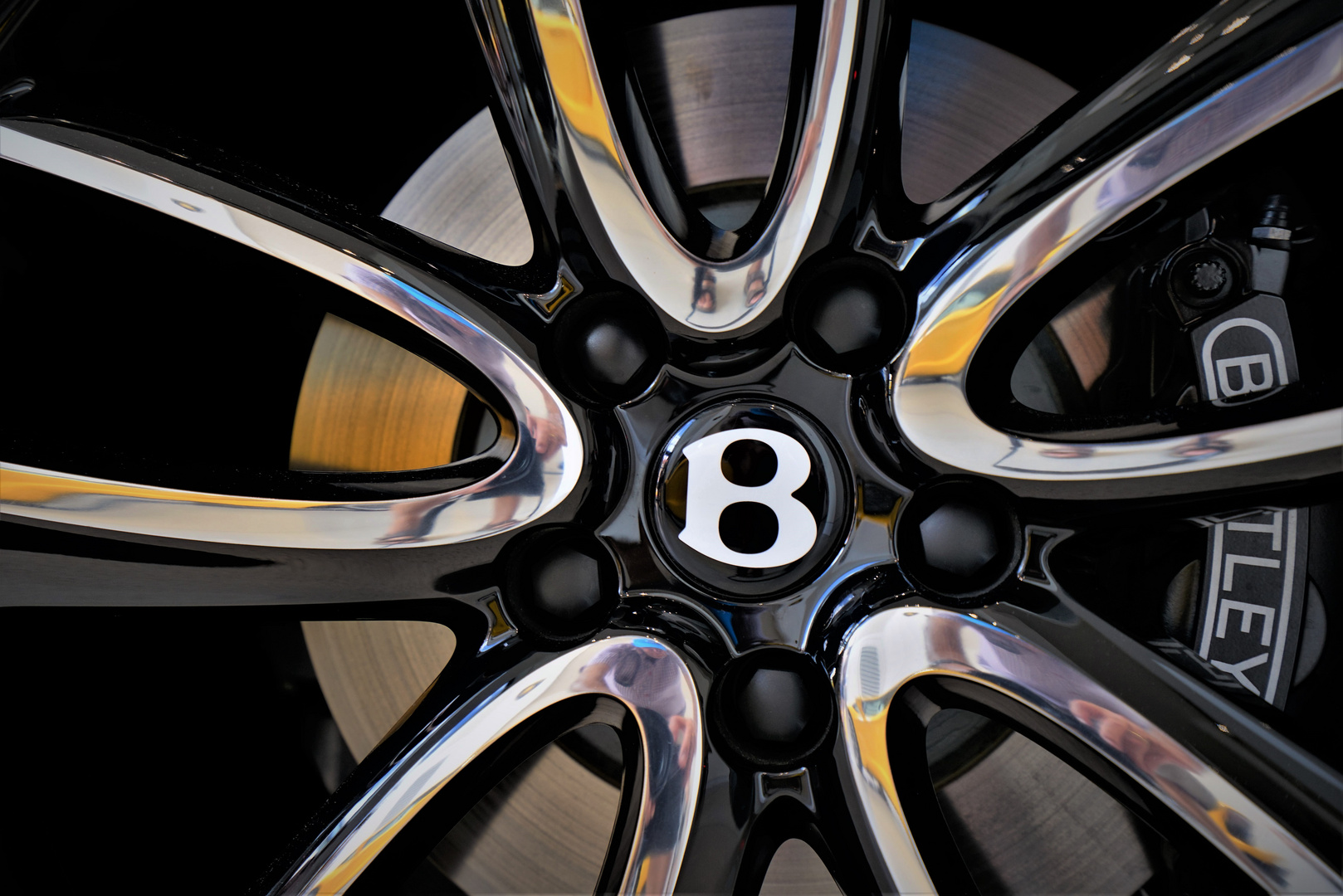 Bentley wheel