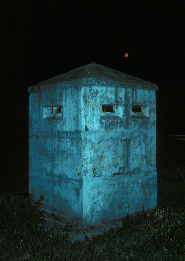 Beobachtungsbunker in der Nacht