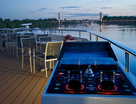 Bereit zum Anlegen - Flussreise 3/12