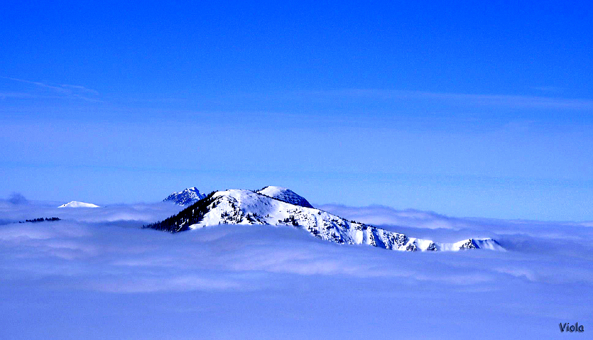 Berg in den Wolken