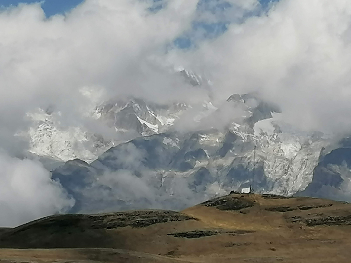 Berg in Wolken