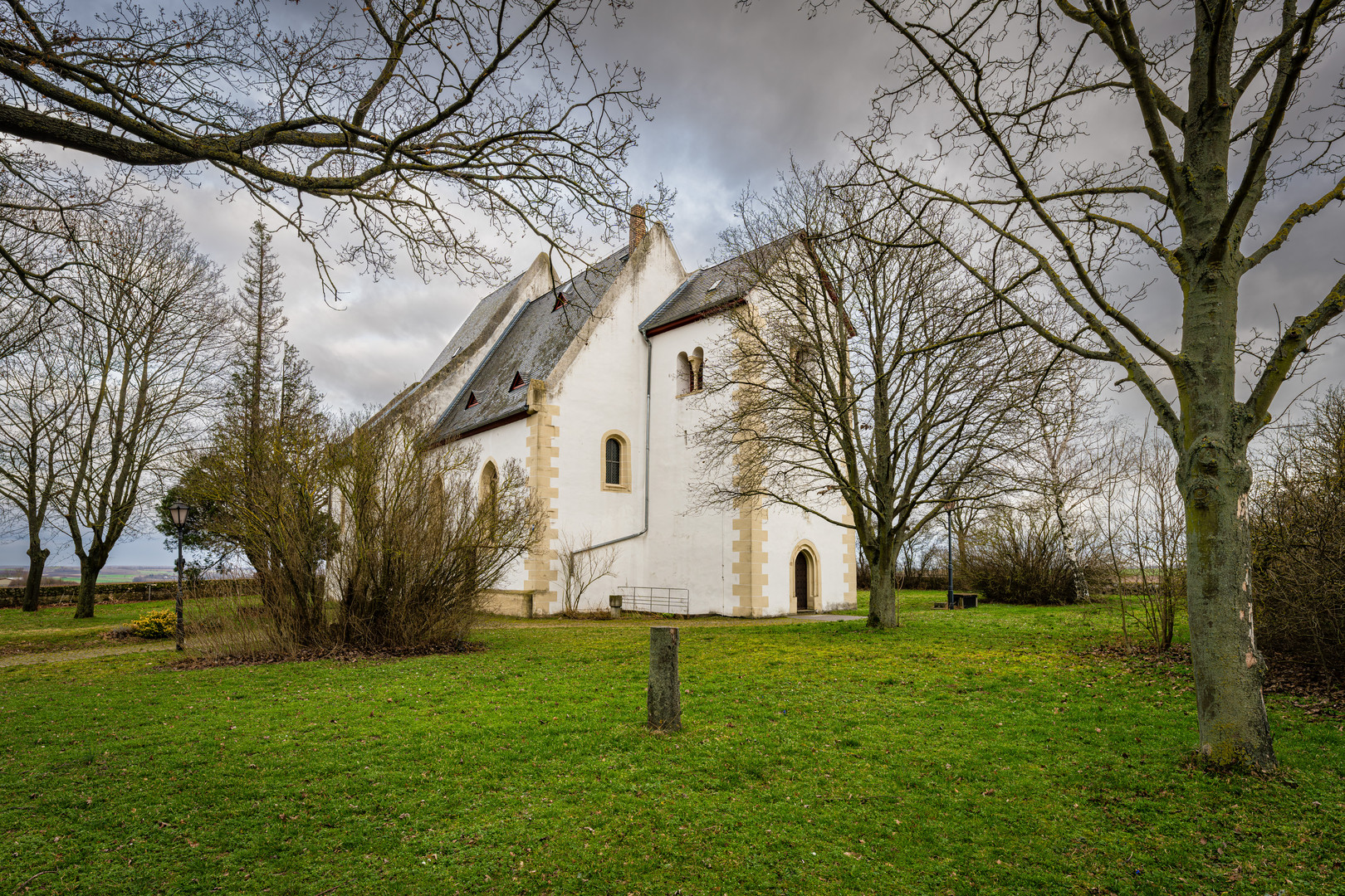 Berg-Kirche Udenheim 62