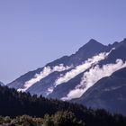 Berg-Tal-Wolken