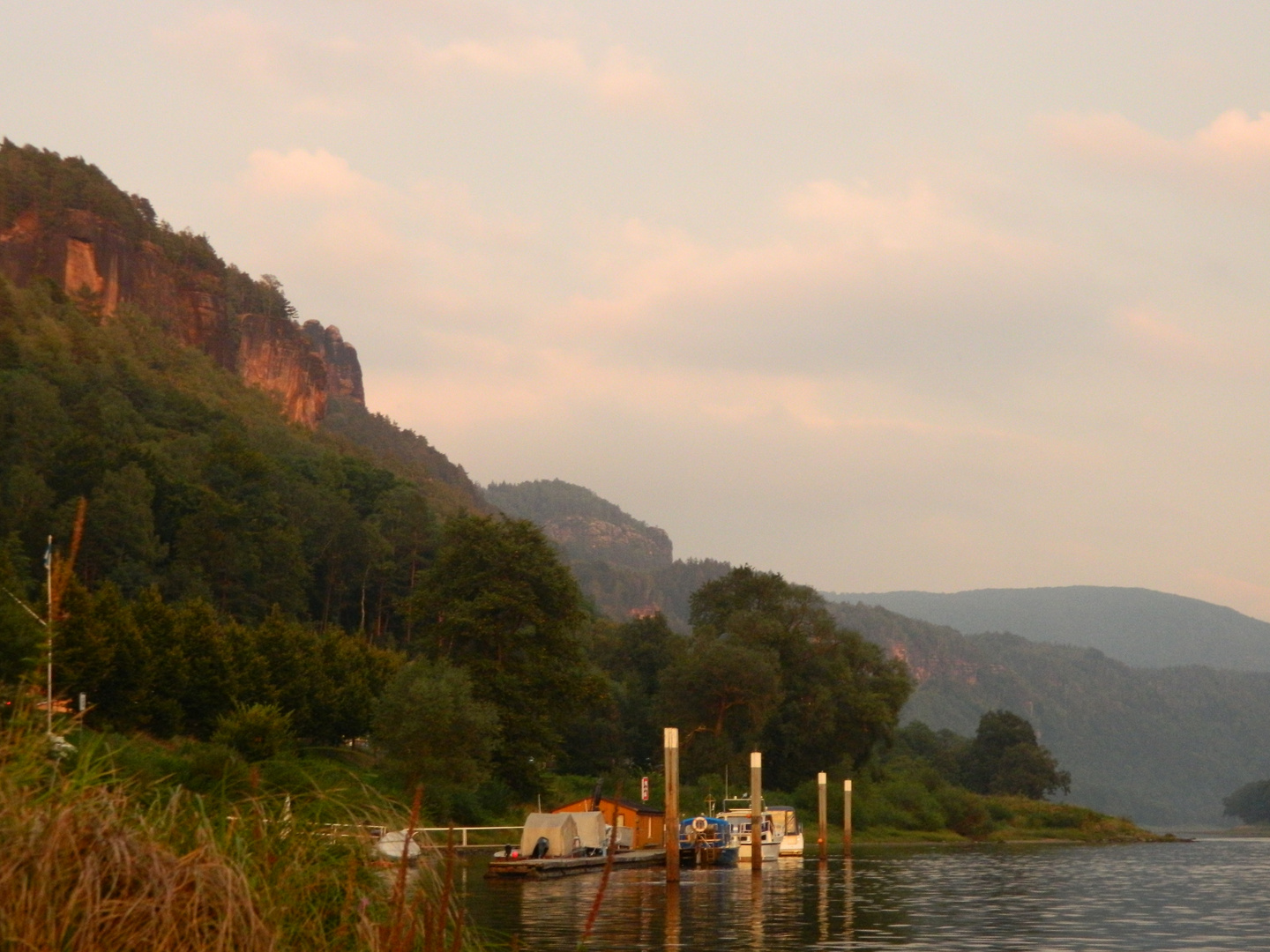 Berg und Tal - angestrahlt