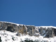 Berg vor Blau