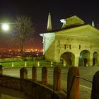 Bergamo bei Nacht