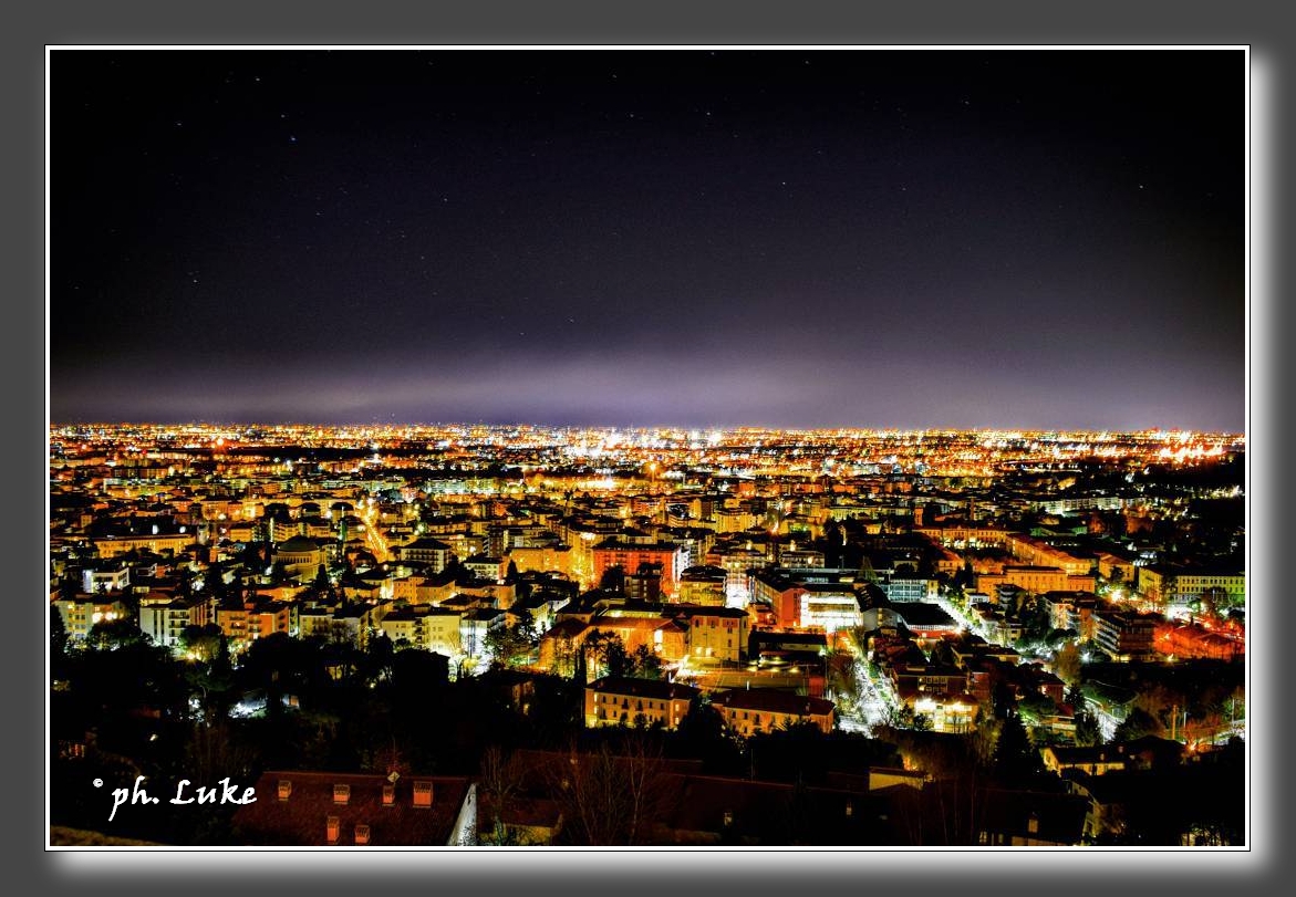 bergamo by night