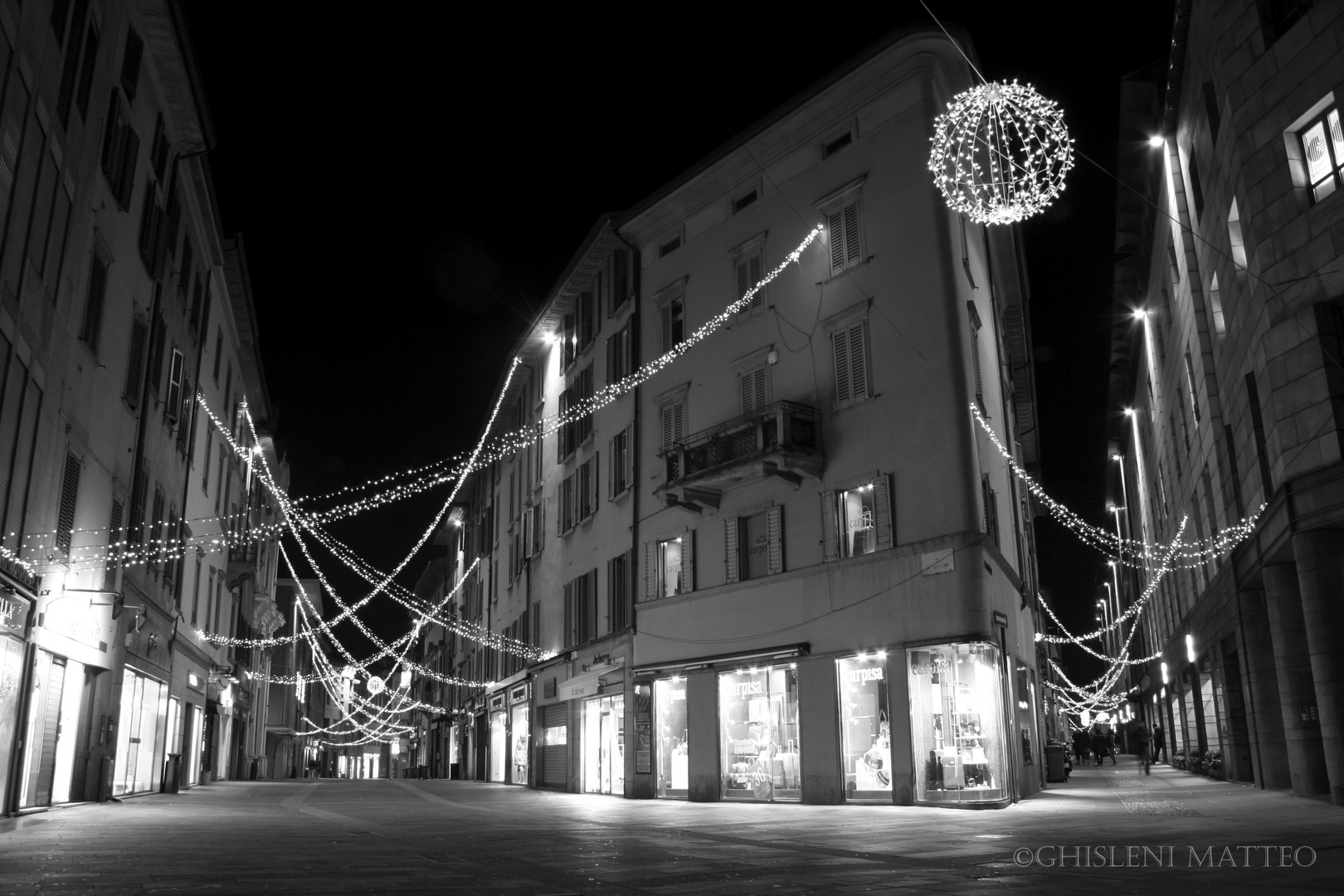 bergamo by night