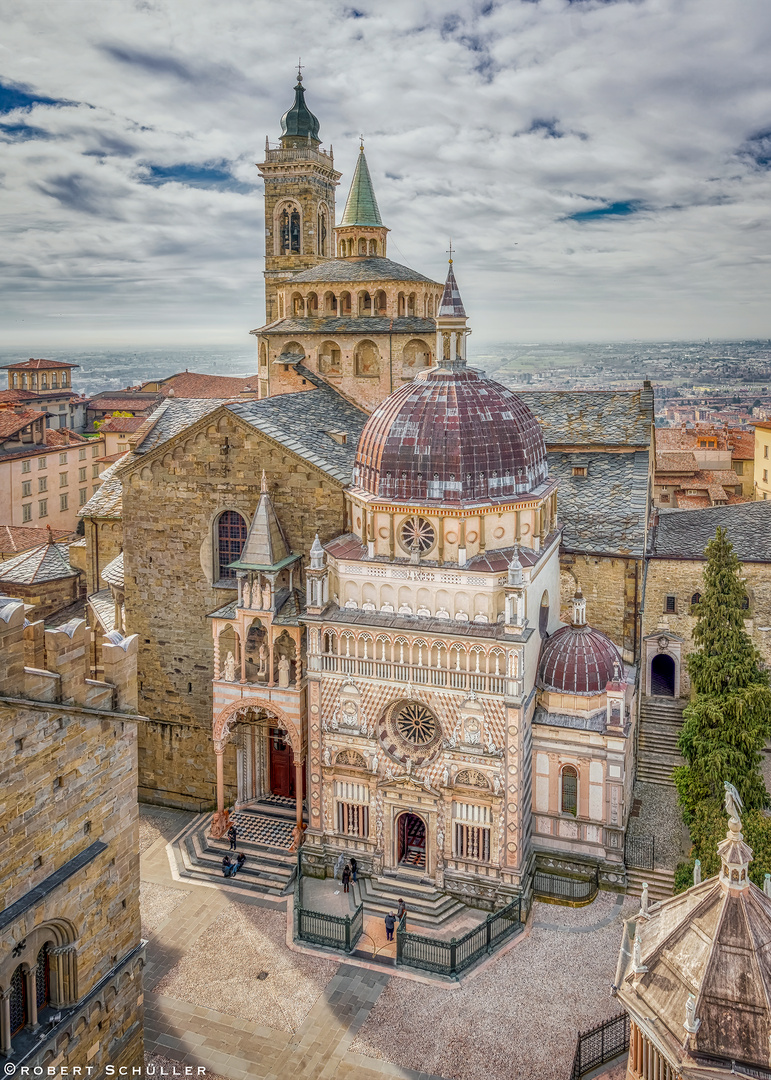 Bergamo, Corona  und Josef Hader