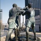 Bergarbeiterstatue in Johannesburg zu Zeiten der Apartheid