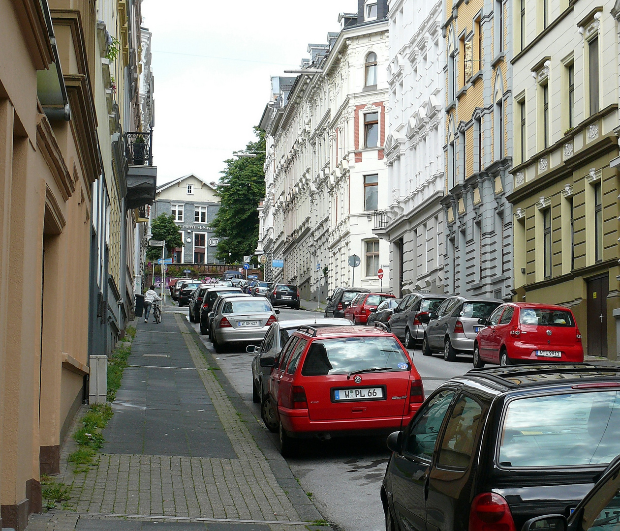 Bergauf zum Mirker Bahnhof