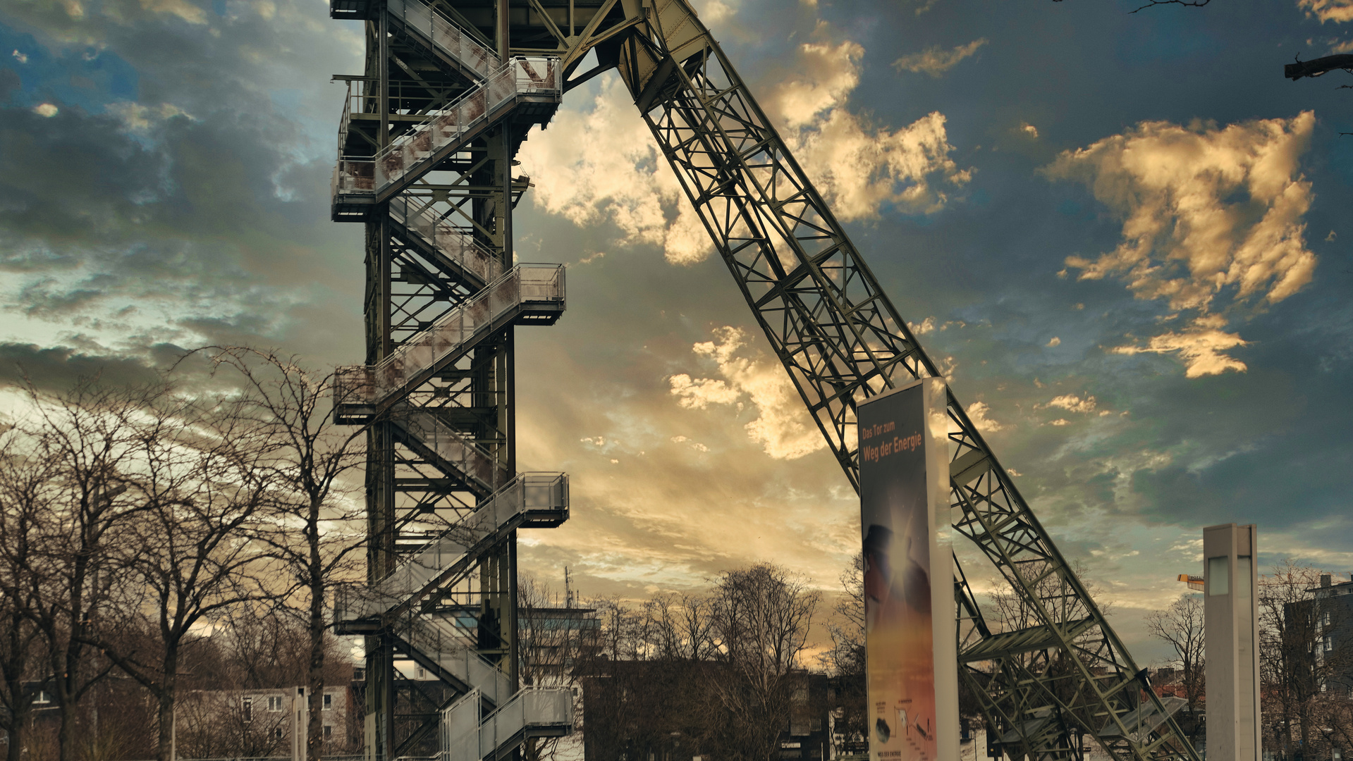 Bergbau Steinkohle Geschichte Förderturm Alsdorf