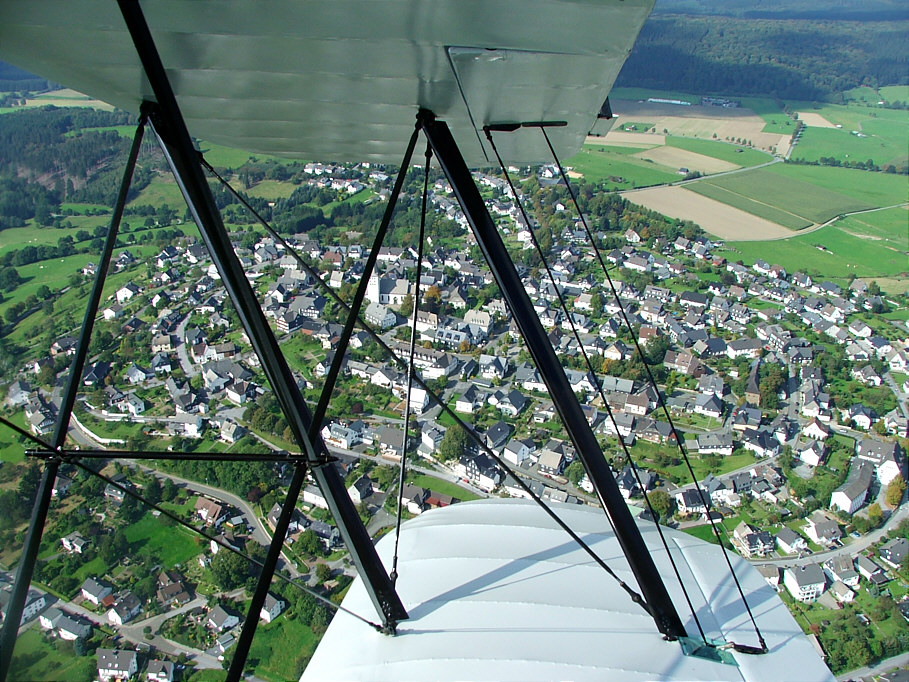 Bergdorf aus der Luft